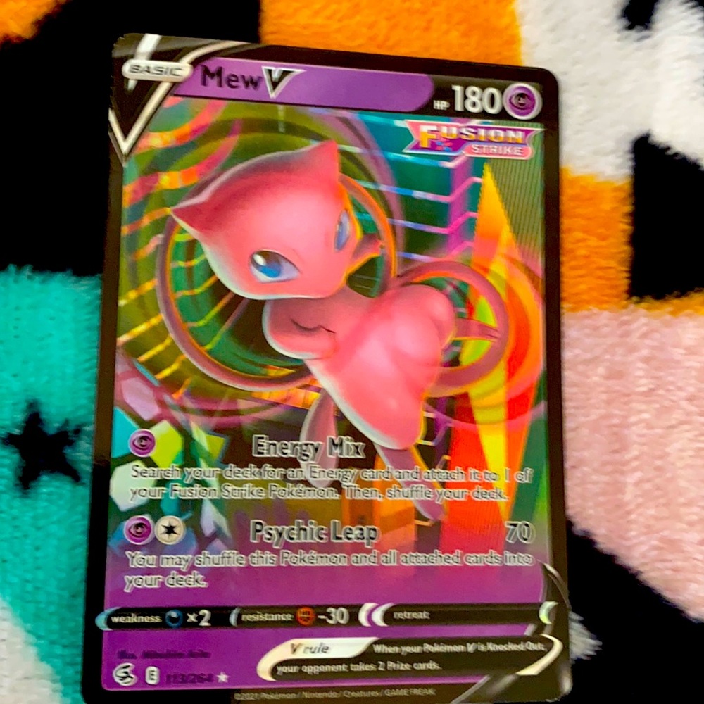 Pokémon mew v